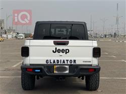 جيب جلاديتور